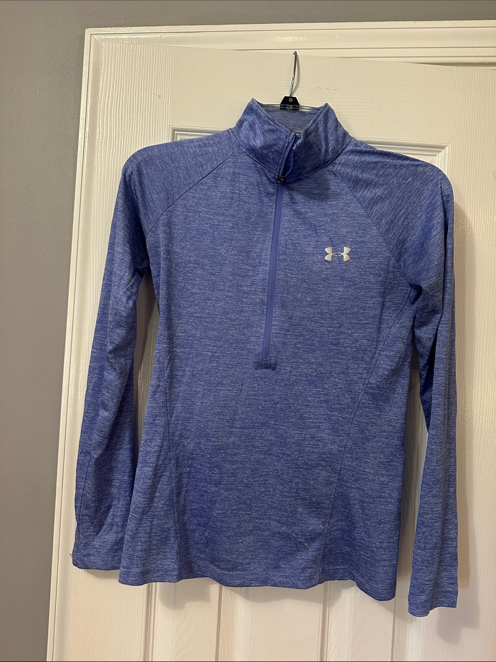 Under Armour Heathered Periwinkle Quarter-Zip Pullover-size XS
